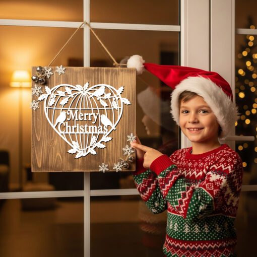 Christmas Door Hanger Round Sign, Merry Christmas Bird
