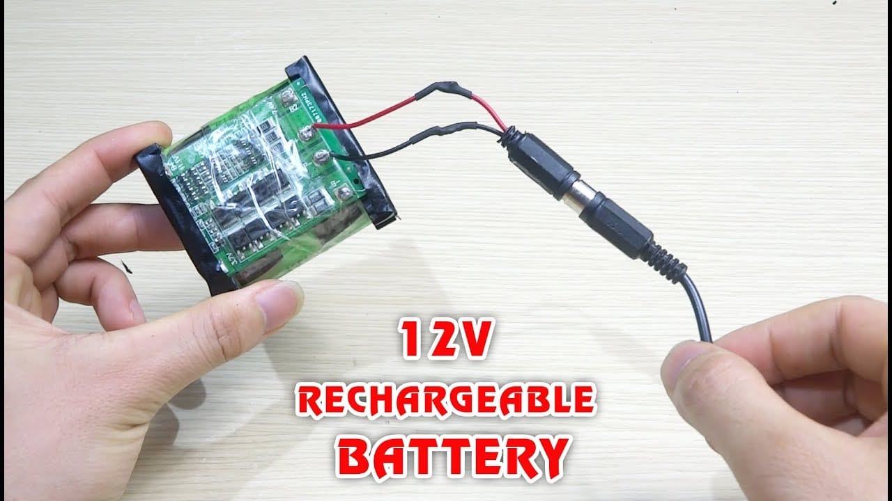How to make 12V RECHARGEABLE BATTERY pack from 18650 battery | X ...