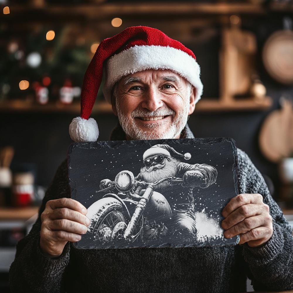 Planche à fromage en ardoise Père Noël à moto | Fichier laser de style sympa