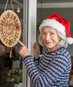 Christmas Round Sign Engraving, Peace On Earth |